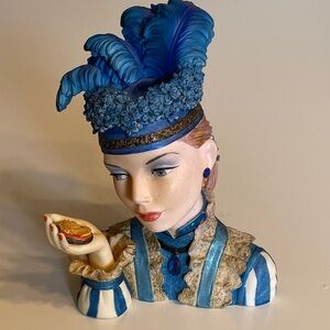 Cameo Girls Deluxe Lady Head Vase Blythe 1890 “ Cherished Heirloom”